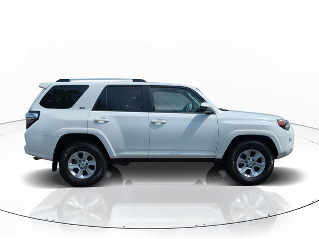 Used 2024 Toyota 4Runner SR5 image 3