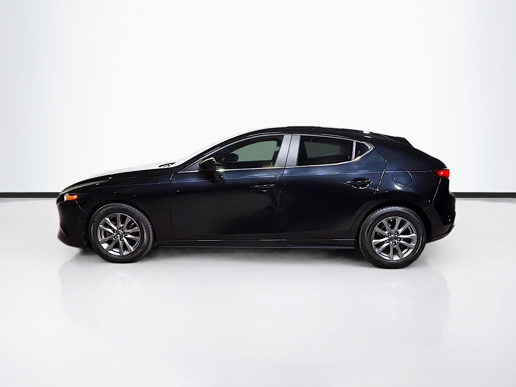Used 2021 MAZDA MAZDA3 s image 6