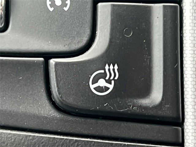 Used 2022 GMC Sierra 1500 Elevation image 23