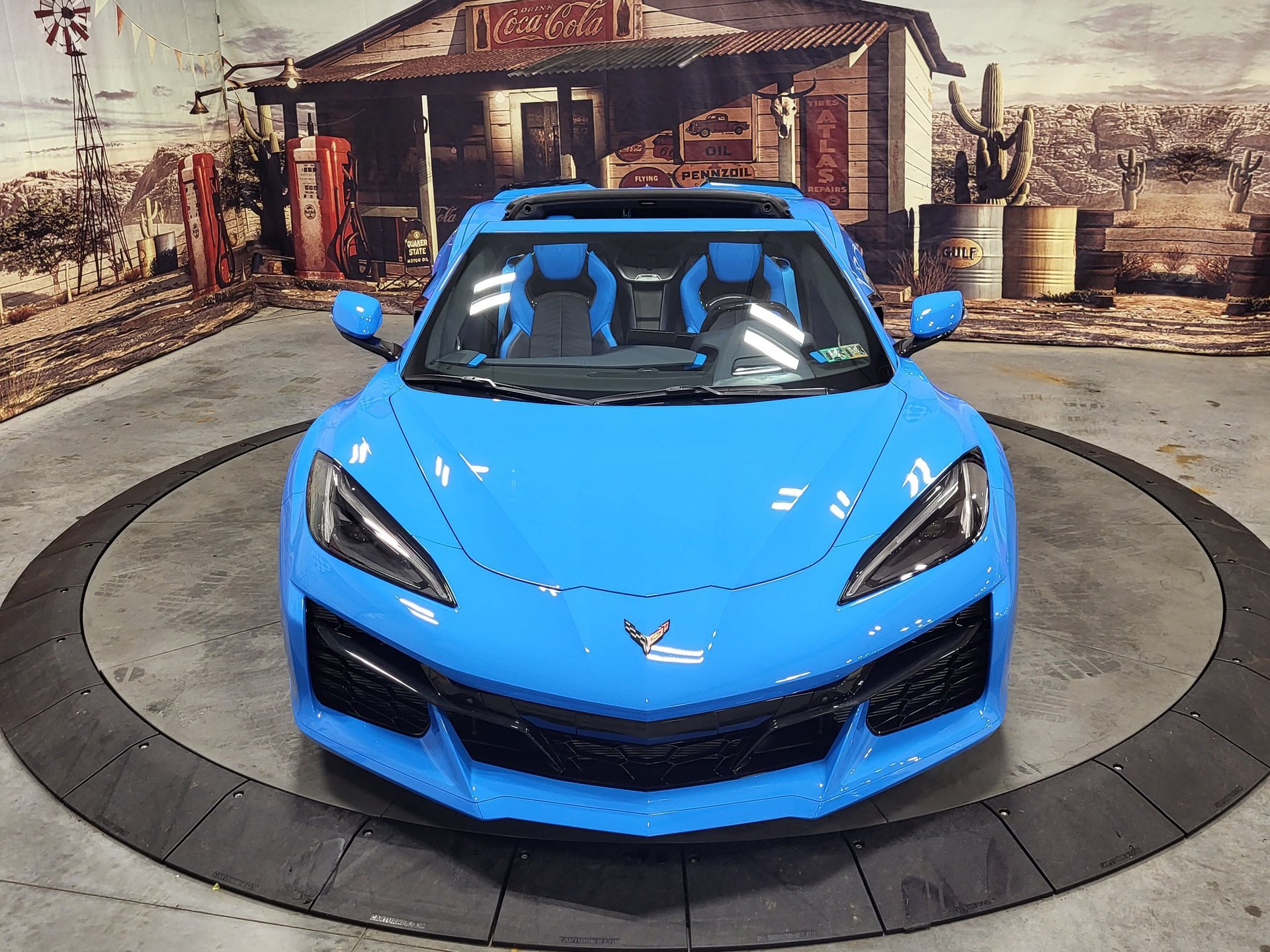 Used 2023 Chevrolet Corvette Z06 w/ Engine Appearance Package RWD image 7