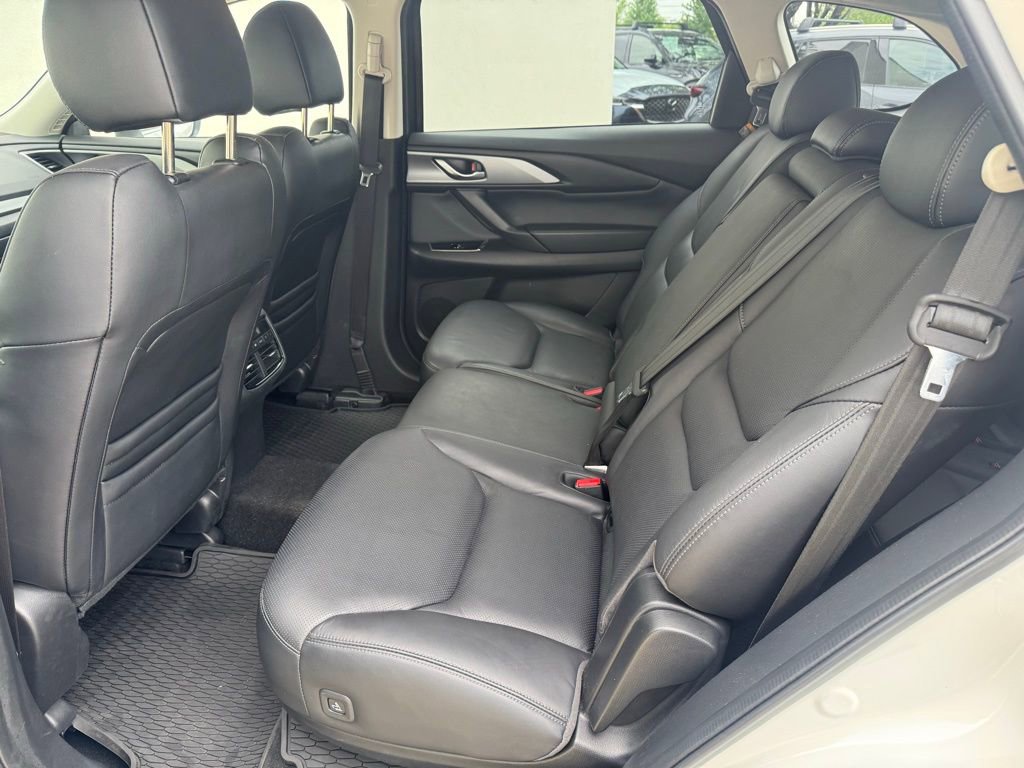 Used 2023 MAZDA CX-9 Touring Plus image 13