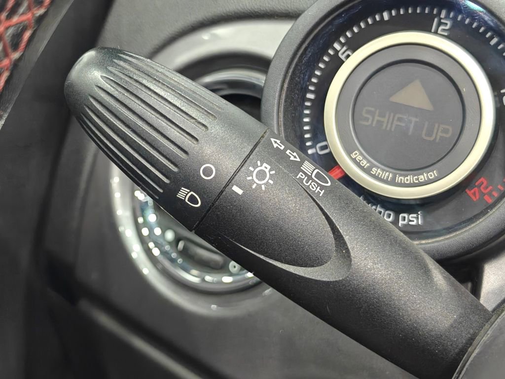 Used 2013 FIAT 500 Abarth w/ Comfort/Convenience Group FWD image 9