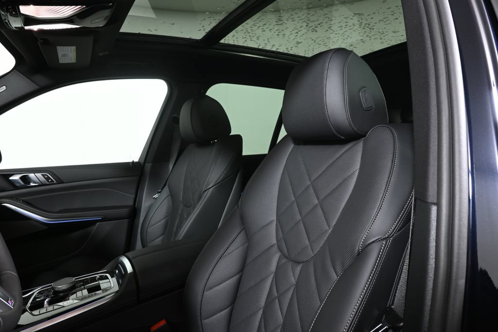 New 2026 BMW X5 xDrive50e w/ M Sport Package AWD/4WD image 16