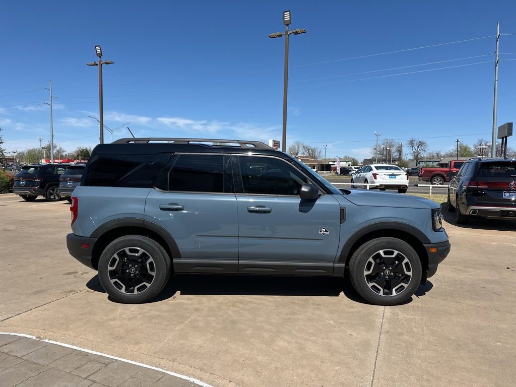 Used 2024 Ford Bronco Sport Outer Banks w/ Tech Package AWD/4WD image 4