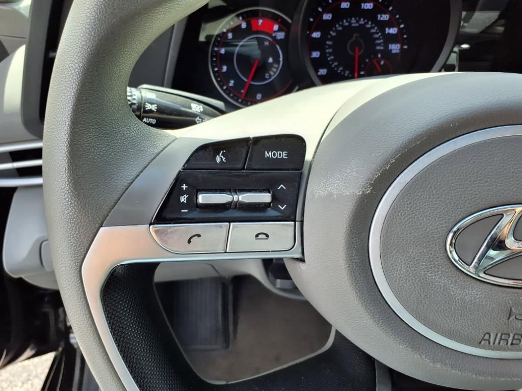 Used 2023 Hyundai Elantra SEL image 20