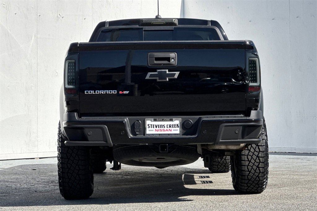 Used 2020 Chevrolet Colorado Z71 w/ Z71 Midnight Edition image 4