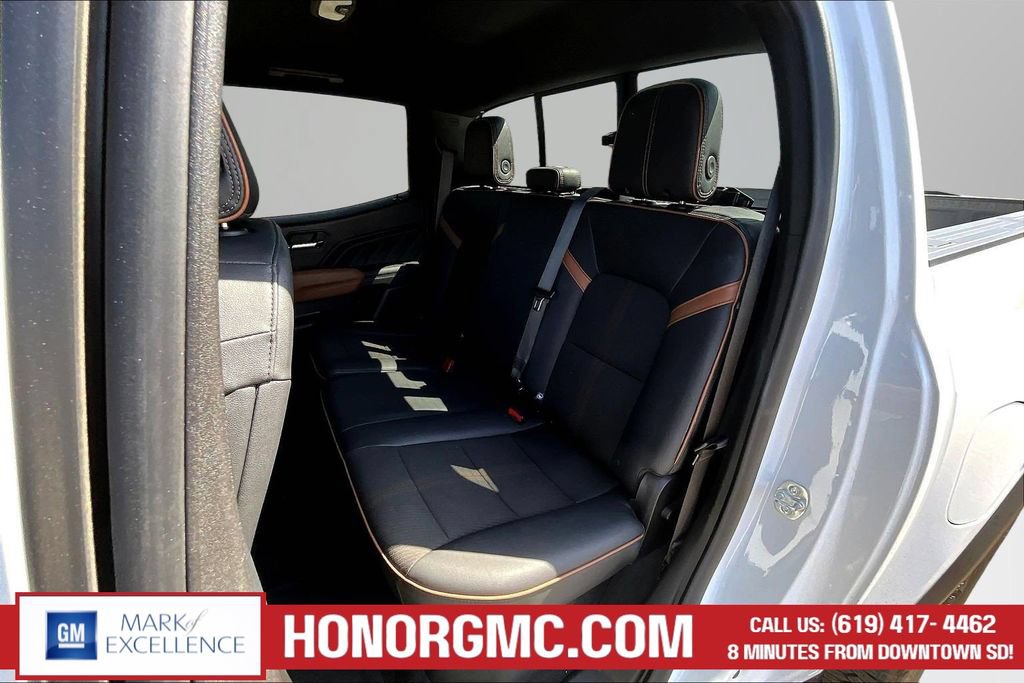 Used 2024 GMC Canyon AT4 AWD/4WD image 22