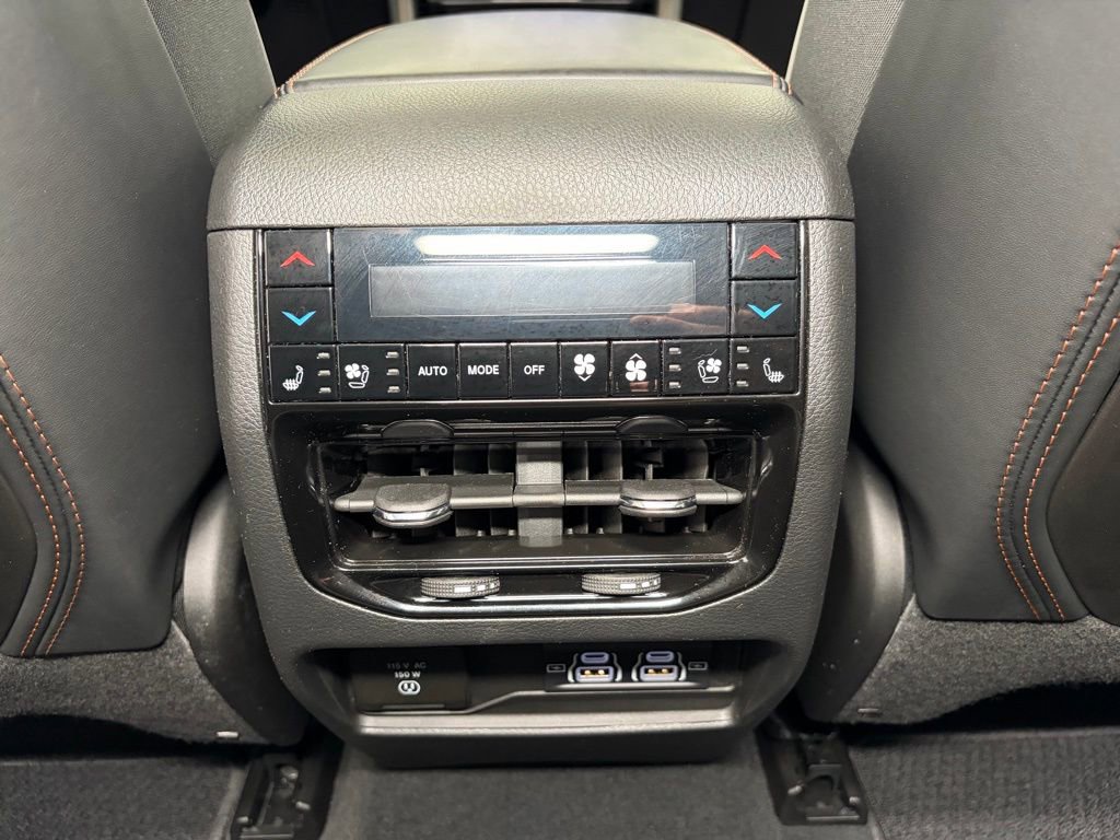 Used 2024 Jeep Grand Cherokee Summit image 23