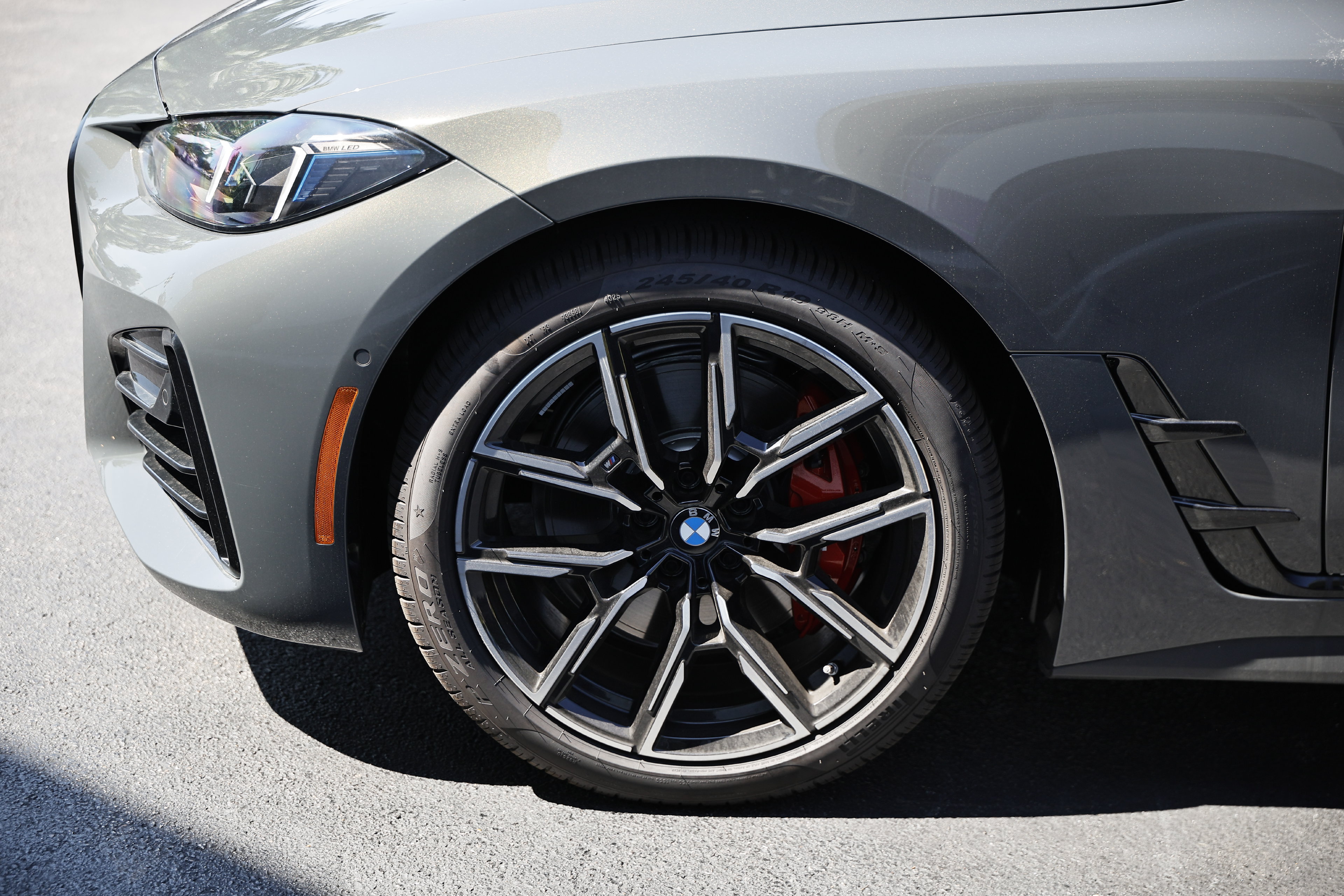 New 2026 BMW M440i w/ Premium Package RWD image 7