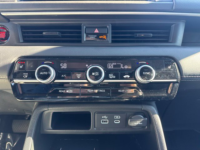 Used 2025 Honda Pilot Touring image 19