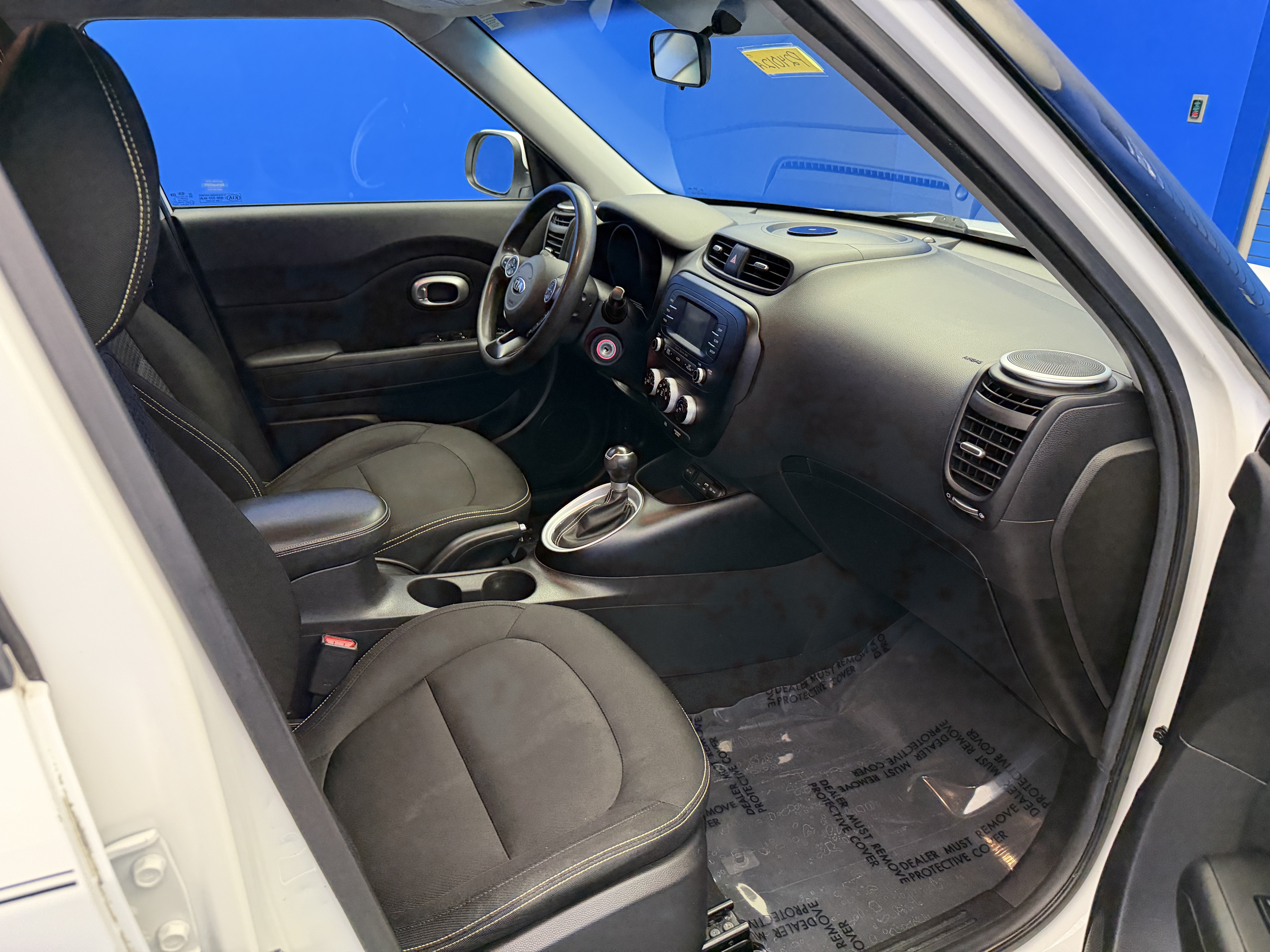 Used 2016 Kia Soul + FWD image 22