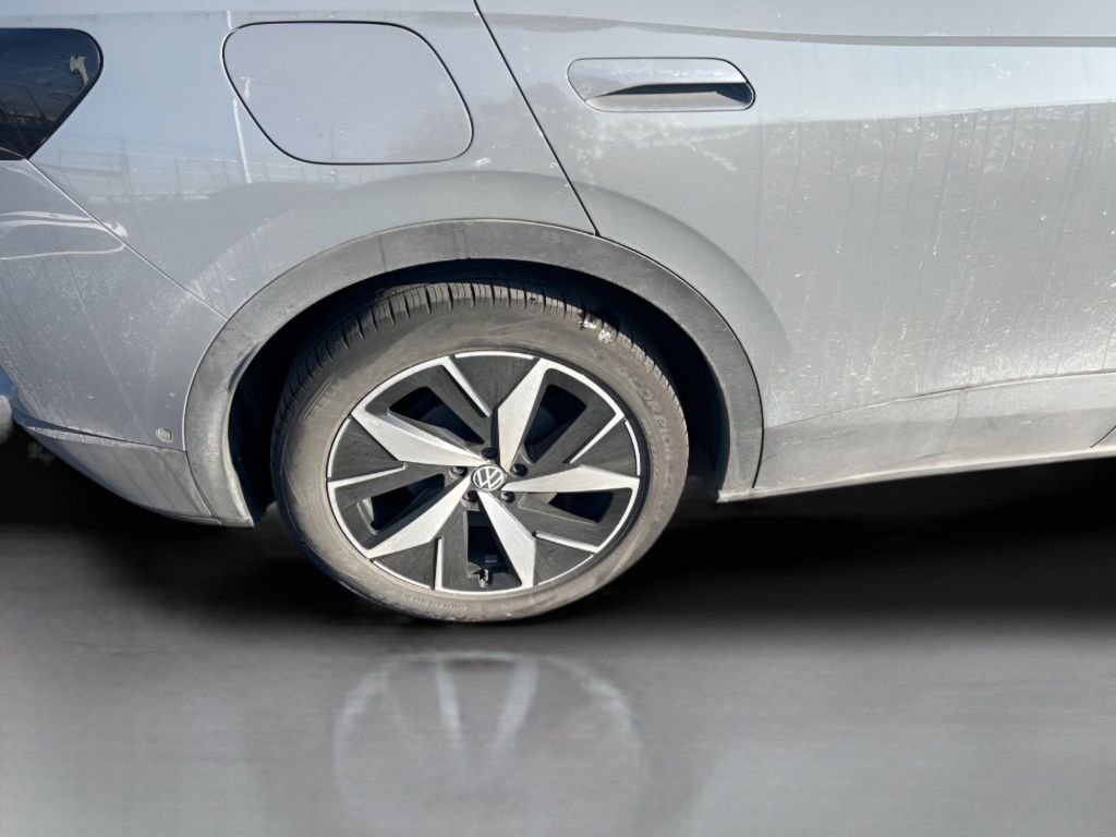 Used 2023 Volkswagen ID.4 S image 13