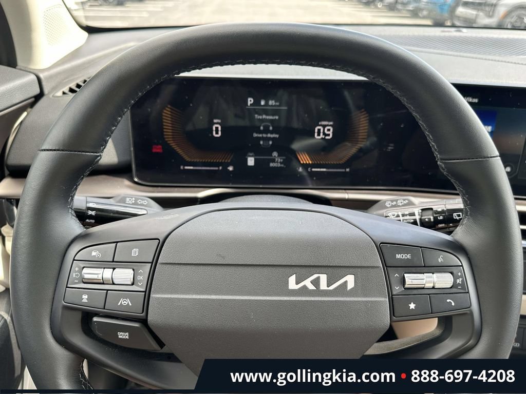 Certified 2026 Kia Sportage EX w/ EX Panorama Roof Package FWD image 20