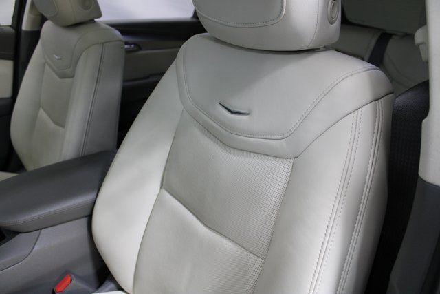 Certified 2022 Cadillac XT5 Premium Luxury image 10