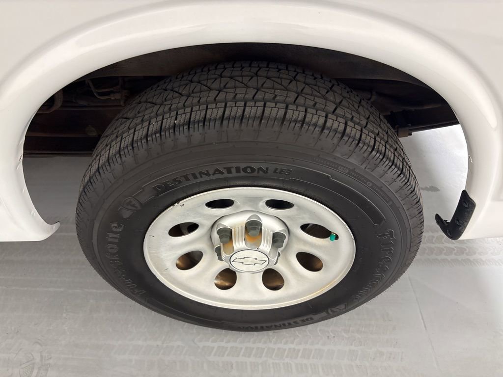 Used 2014 Chevrolet Express 1500 LS RWD image 14