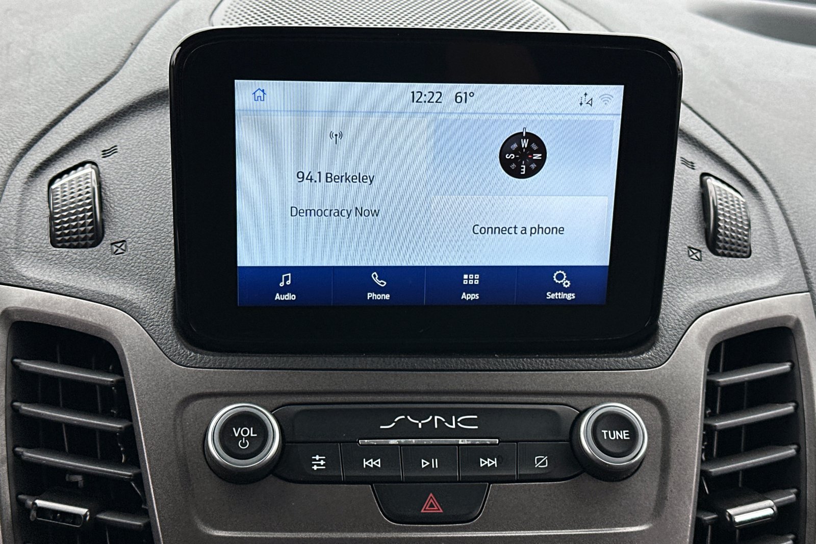 Used 2023 Ford Transit Connect XLT FWD image 17