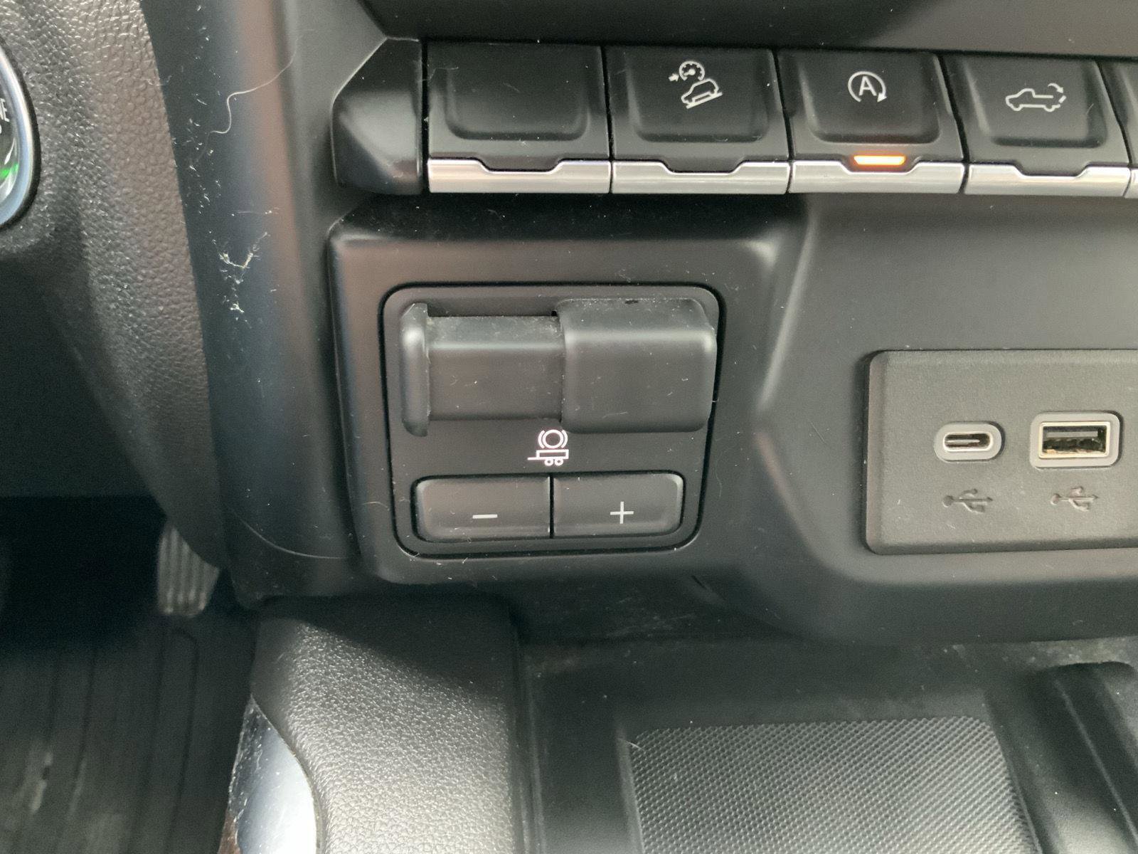 Used 2019 GMC Sierra 1500 SLT w/ SLT Convenience Package AWD/4WD image 34