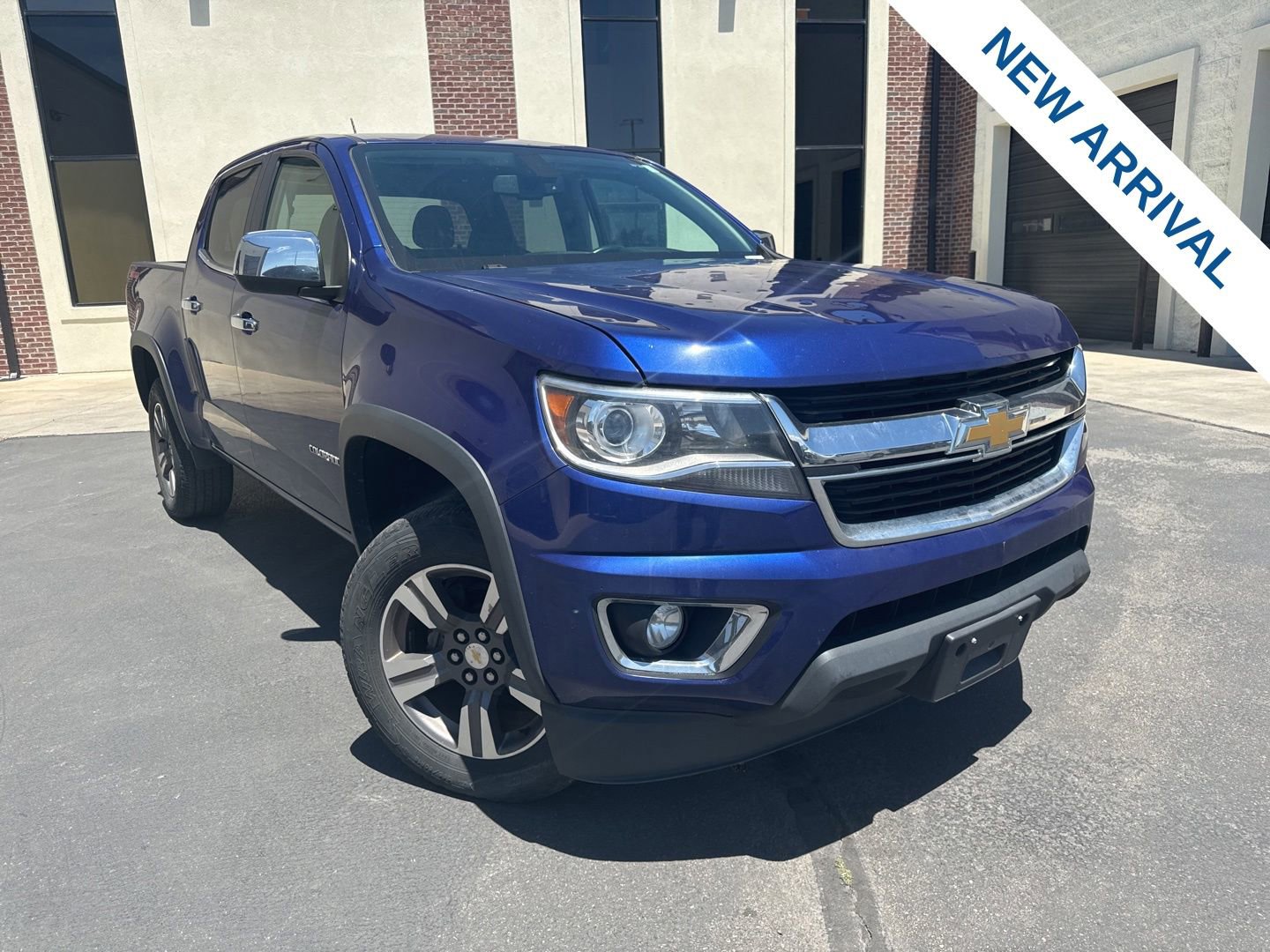 Used 2015 Chevrolet Colorado LT w/ Luxury Package AWD/4WD image 1