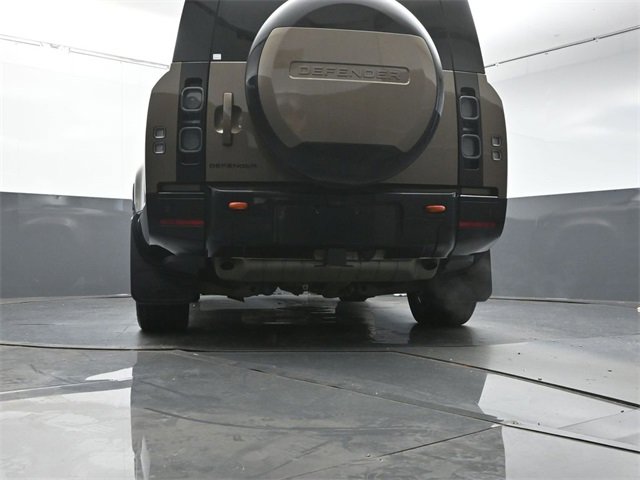 Used 2024 Land Rover Defender 130 X image 37