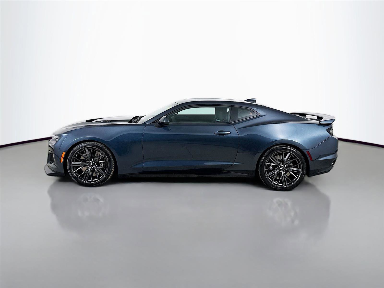 Used 2019 Chevrolet Camaro ZL1 image 6