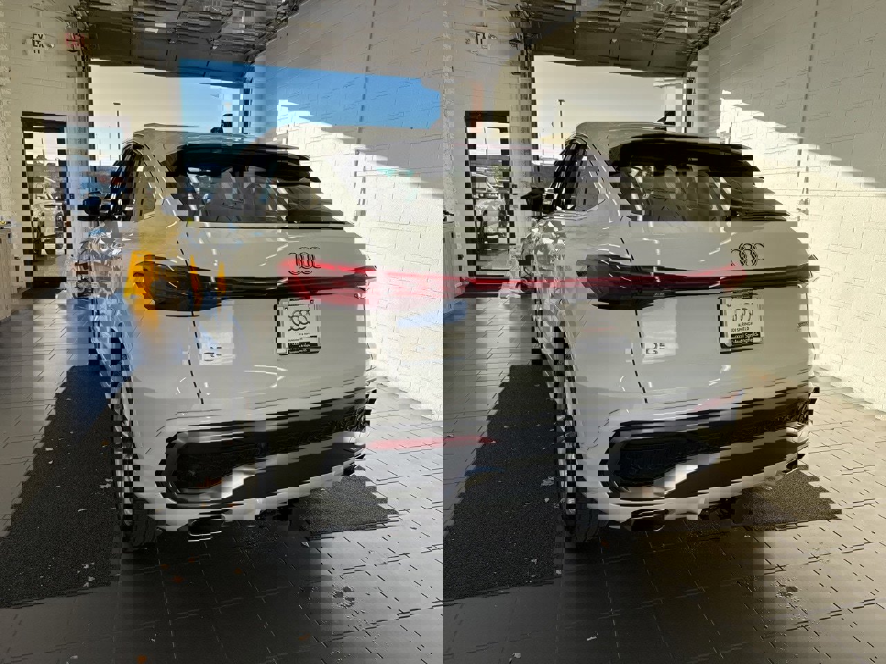 New 2025 Audi Q5 2.0T Premium Plus image 6