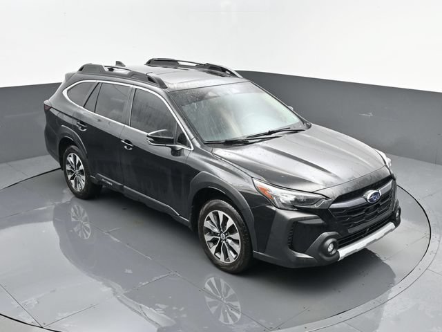 Used 2025 Subaru Outback Limited AWD/4WD image 24