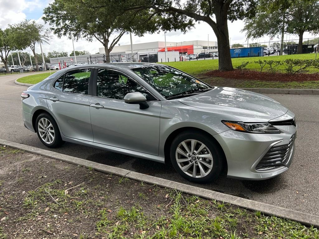 Used 2023 Toyota Camry LE FWD image 8