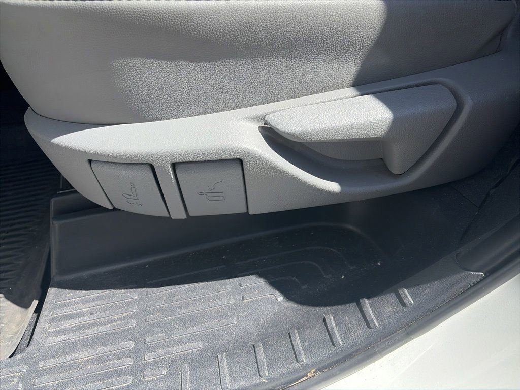 Used 2021 Toyota Highlander Platinum AWD/4WD image 29