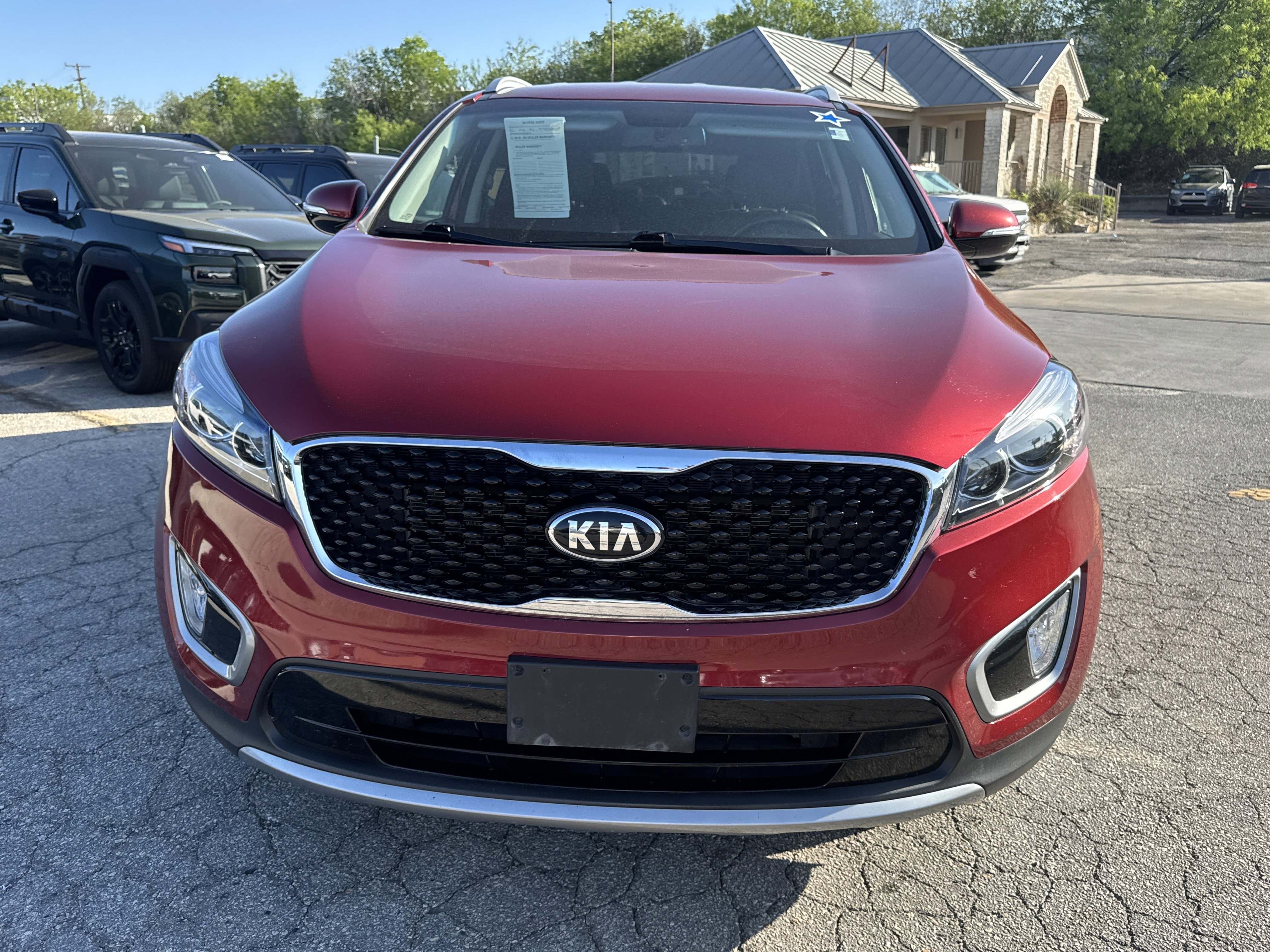 Used 2017 Kia Sorento EX image 9