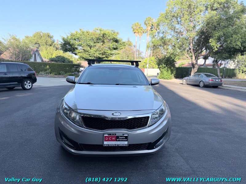 Used 2012 Kia Optima LX FWD image 2