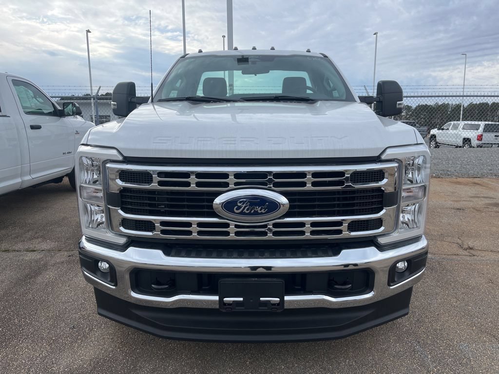 New 2024 Ford F350 XL w/ XL Chrome Package AWD/4WD image 8