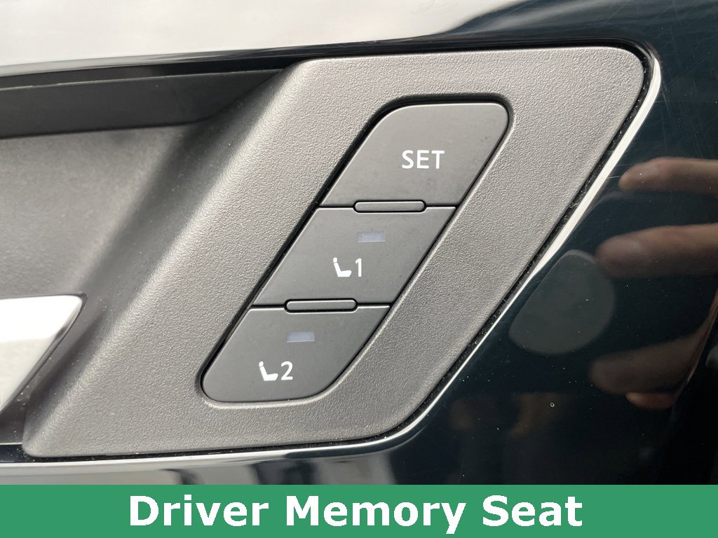 Used 2023 Mitsubishi Outlander SEL image 21