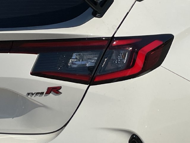 Used 2025 Honda Civic Type R image 6