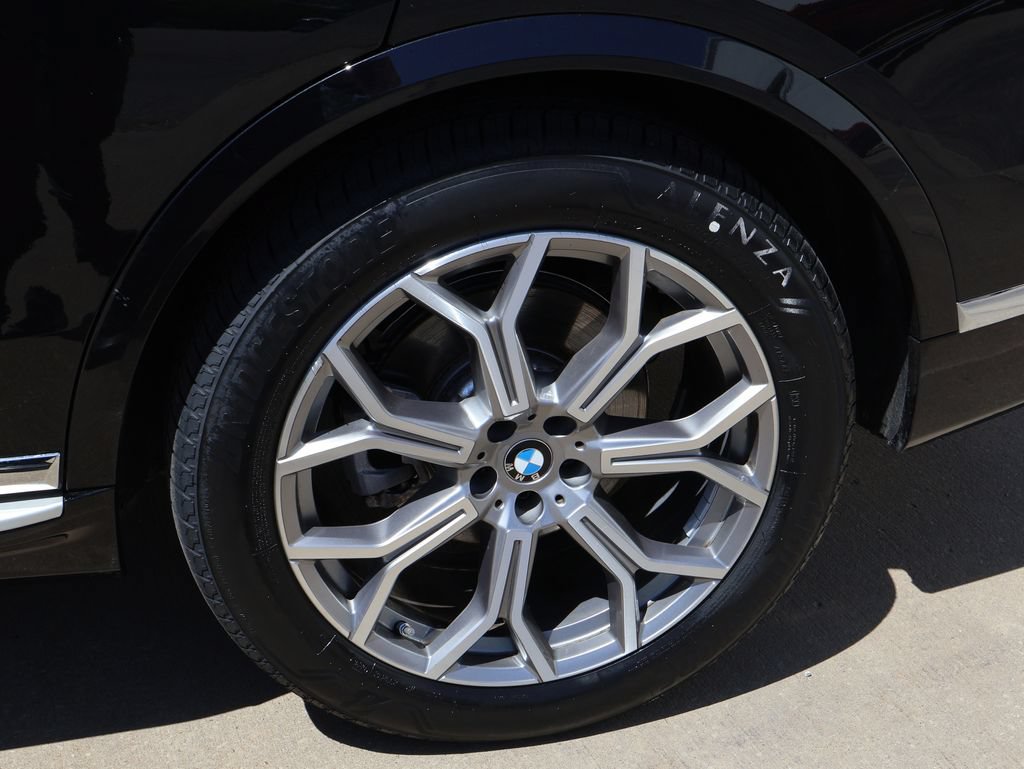 Certified 2024 BMW X7 xDrive40i AWD/4WD image 43