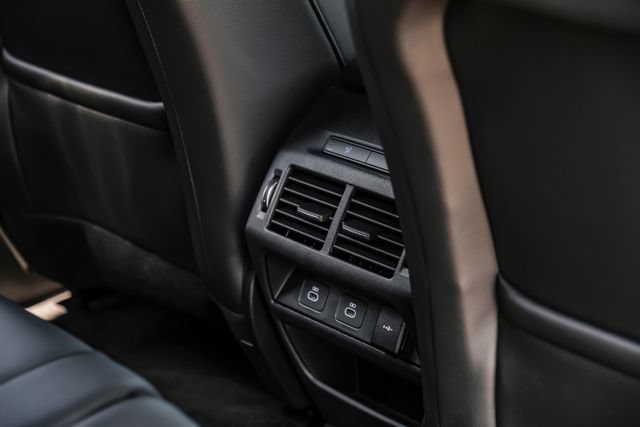 New 2026 Land Rover Discovery Sport Landmark AWD/4WD image 46
