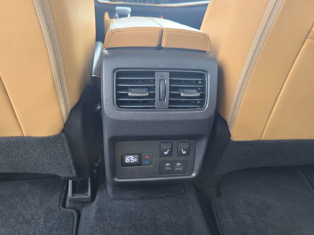 Used 2021 Nissan Rogue Platinum image 26