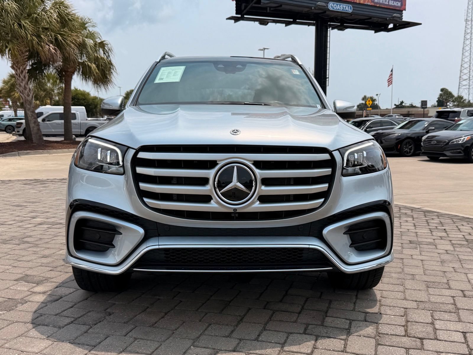 Used 2025 Mercedes-Benz GLS 450 4MATIC image 6
