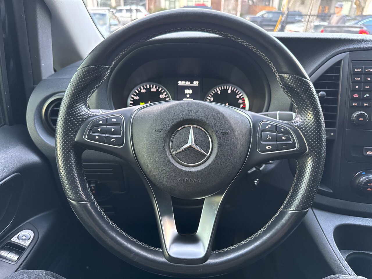 Used 2018 Mercedes-Benz Metris Passenger image 20