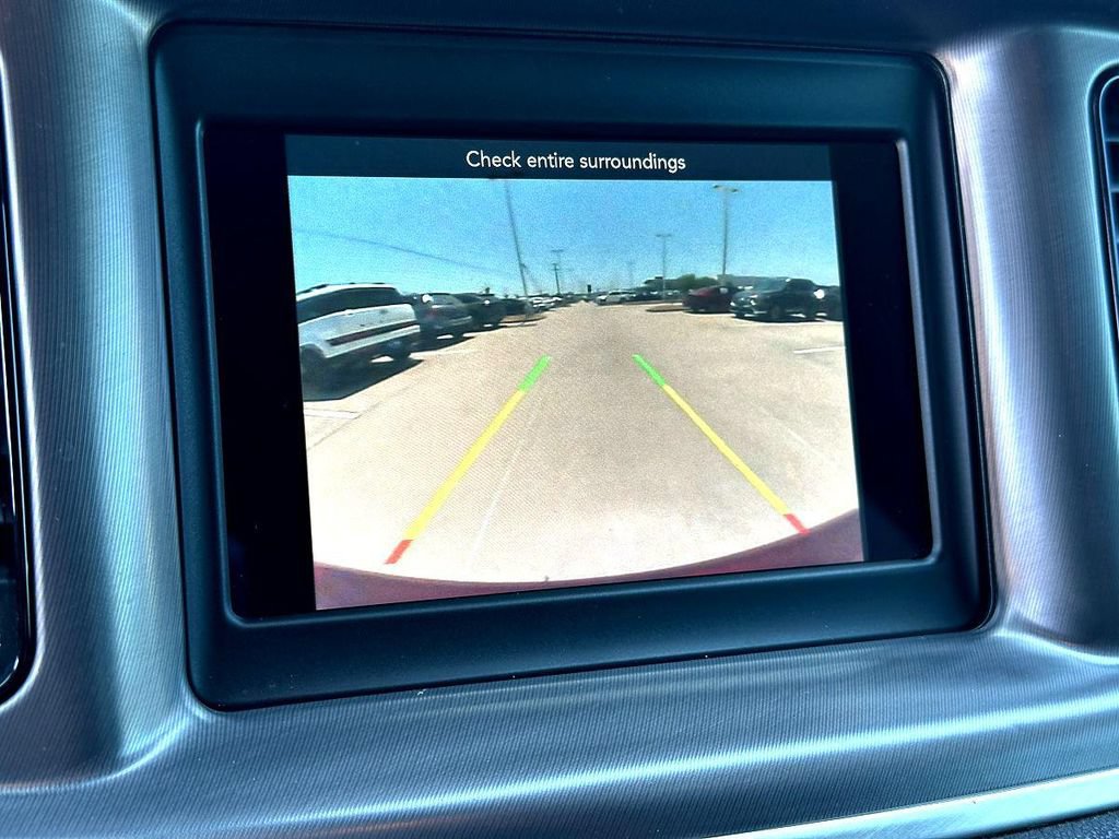 Used 2019 Dodge Charger SXT w/ Plus Group RWD image 17