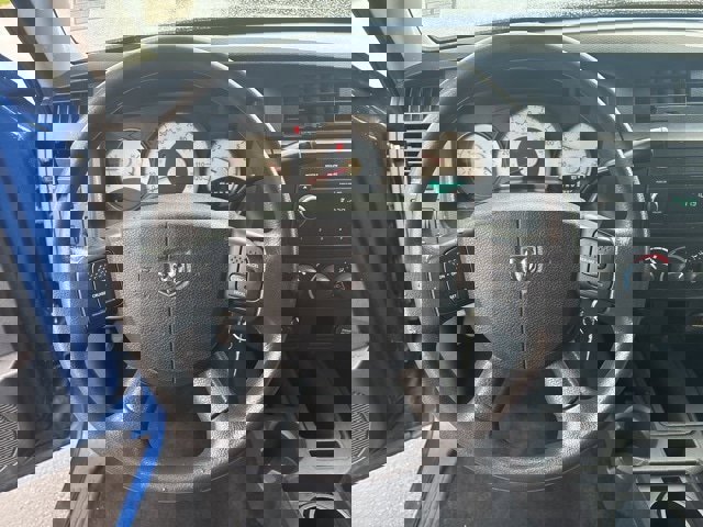 Used 2011 Dodge Dakota 4x4 Crew Cab image 16