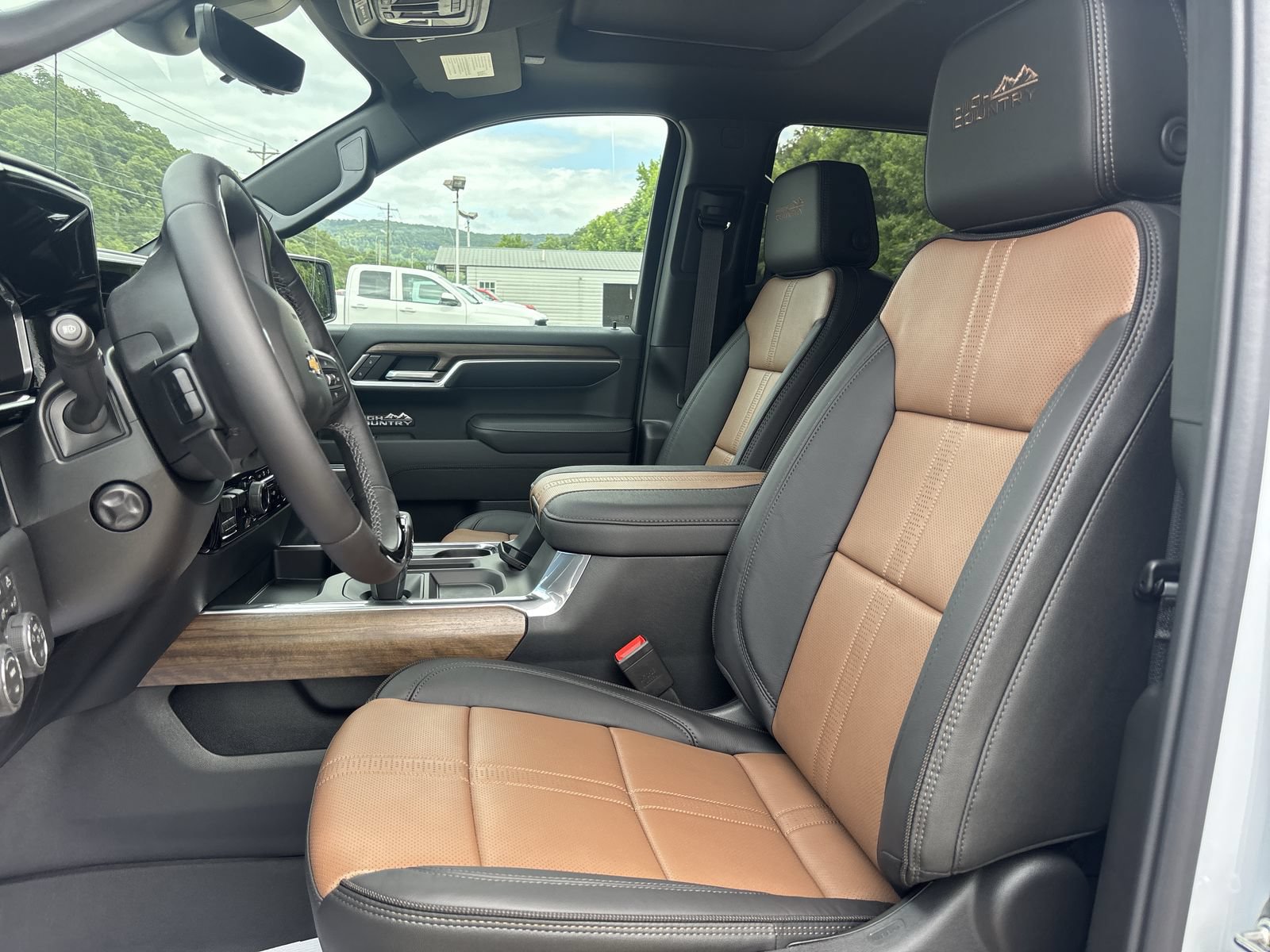 New 2026 Chevrolet Silverado 1500 High Country AWD/4WD image 14