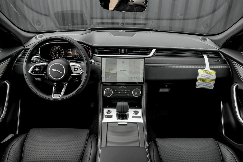 New 2026 Jaguar F-PACE R-Dynamic S image 20