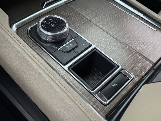 Certified 2024 Ford Expedition Limited image 20