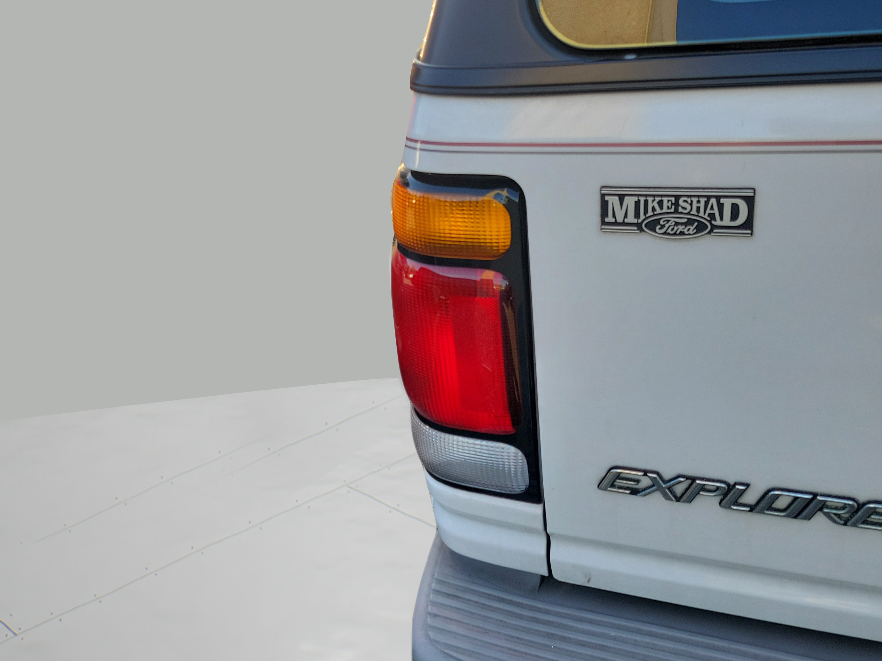 Used 1995 Ford Explorer Eddie Bauer RWD image 24