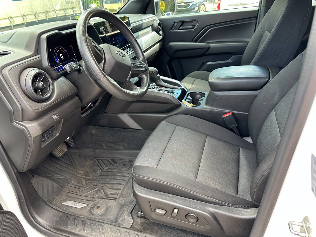 Used 2023 Chevrolet Colorado Trail Boss w/ Advanced Trailering Package AWD/4WD image 10