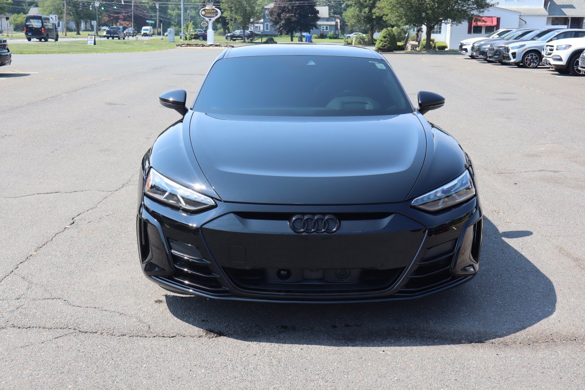 Used 2023 Audi e-tron GT Prestige w/ Prestige Package AWD/4WD image 2