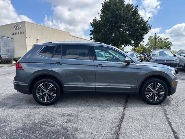 Used 2018 Volkswagen Tiguan SEL AWD/4WD image 8