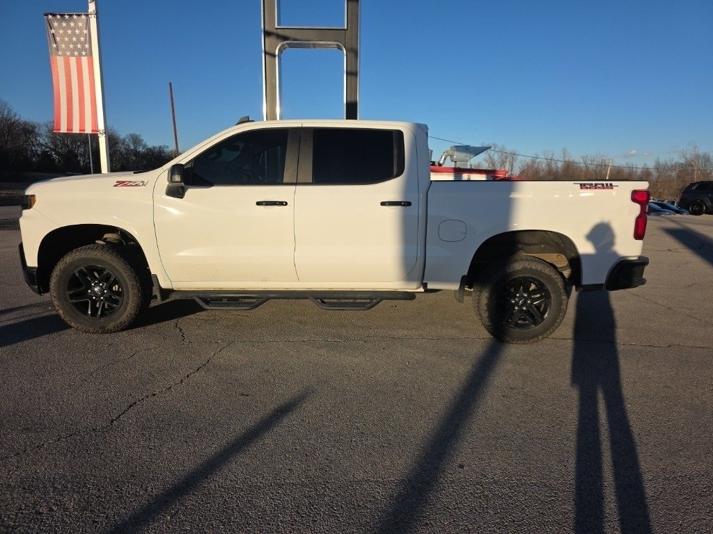 Used 2019 Chevrolet Silverado 1500 LT Trail Boss image 9