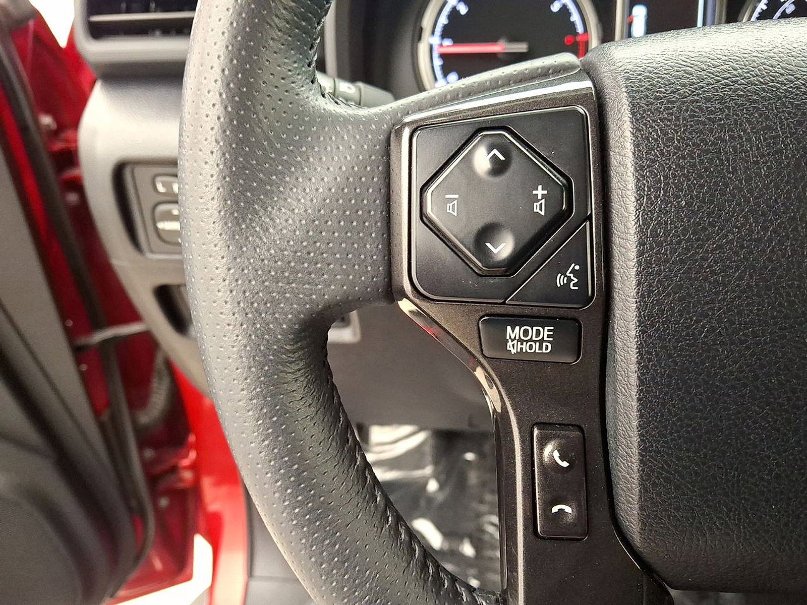Certified 2024 Toyota 4Runner TRD Off-Road AWD/4WD image 17