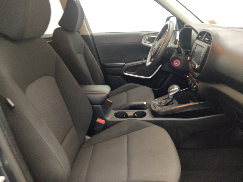 Used 2020 Kia Soul LX FWD image 21